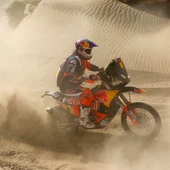 Toby Price, en una etapa del Dakar Toby Price, en una etapa del Dakar