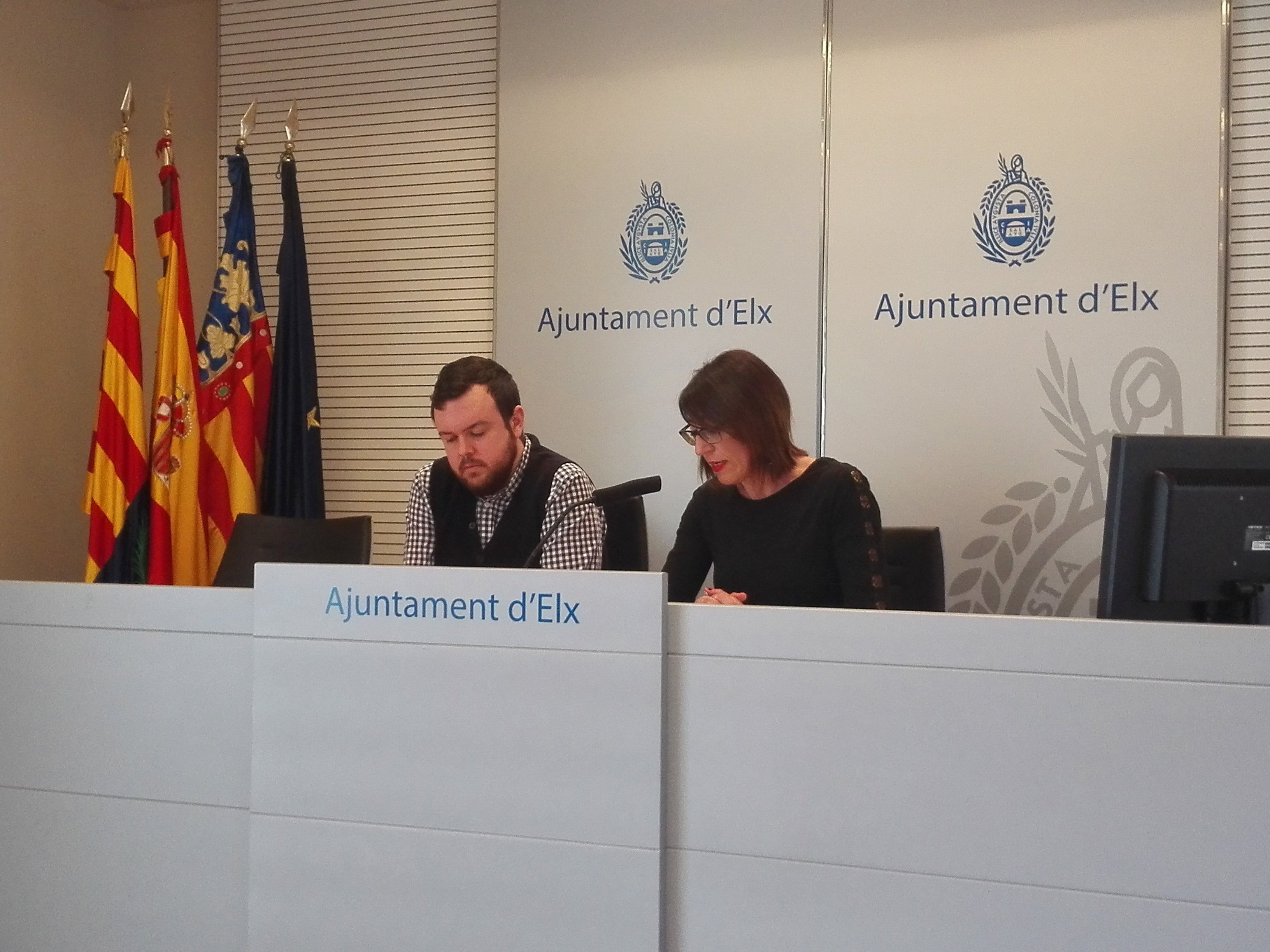 Elche crea una Tarjeta Social para familias sin recursos Elche crea una Tarjeta Social para familias sin recursos