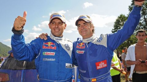 Lucas Cruz con Carlos Sainz. 