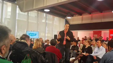 Pedro Sánchez, secretario general del PSOE en el centro de congresos de Elche Pedro Sánchez, secretario general del PSOE en el centro de congresos de Elche