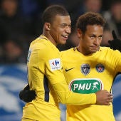Mbappé y Neymar durante un encuentro