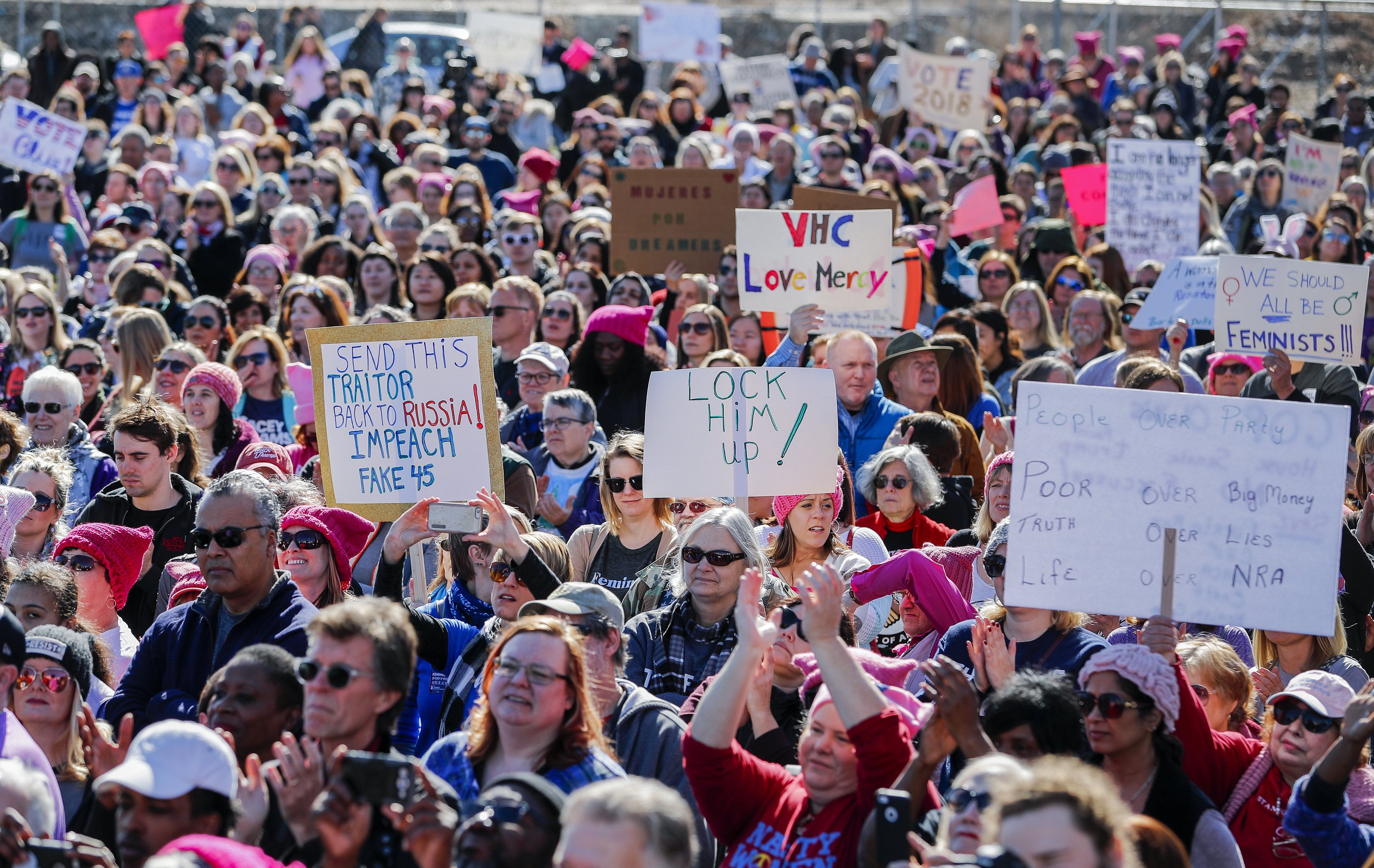 Miles de personas rechazan a Trump en Washington en la 'Marcha de las Mujeres' Miles de personas rechazan a Trump en Washington en la 'Marcha de las Mujeres'