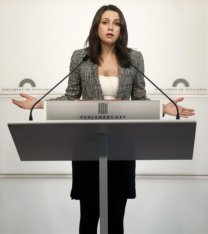 C's pedirá a Torrent que reconsidere a Puigdemont como candidato a presidente C's pedirá a Torrent que reconsidere a Puigdemont como candidato a presidente