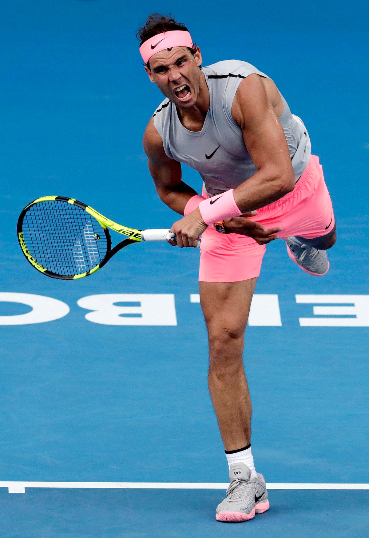 Rafa Nadal se mete en cuartos con un trabajado triunfo ante Schwartzman en el Open de Australia Rafa Nadal se mete en cuartos con un trabajado triunfo ante Schwartzman en el Open de Australia