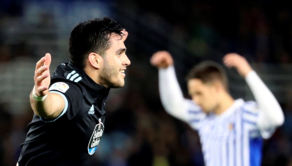 Maxi Gómez celebra su gol contra la Real Sociedad