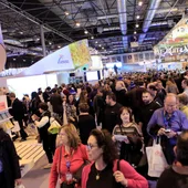 Cientos de personas visitan la Feria Internacional de Turismo de Madrid (Fitur) Cientos de personas visitan la Feria Internacional de Turismo de Madrid (Fitur)