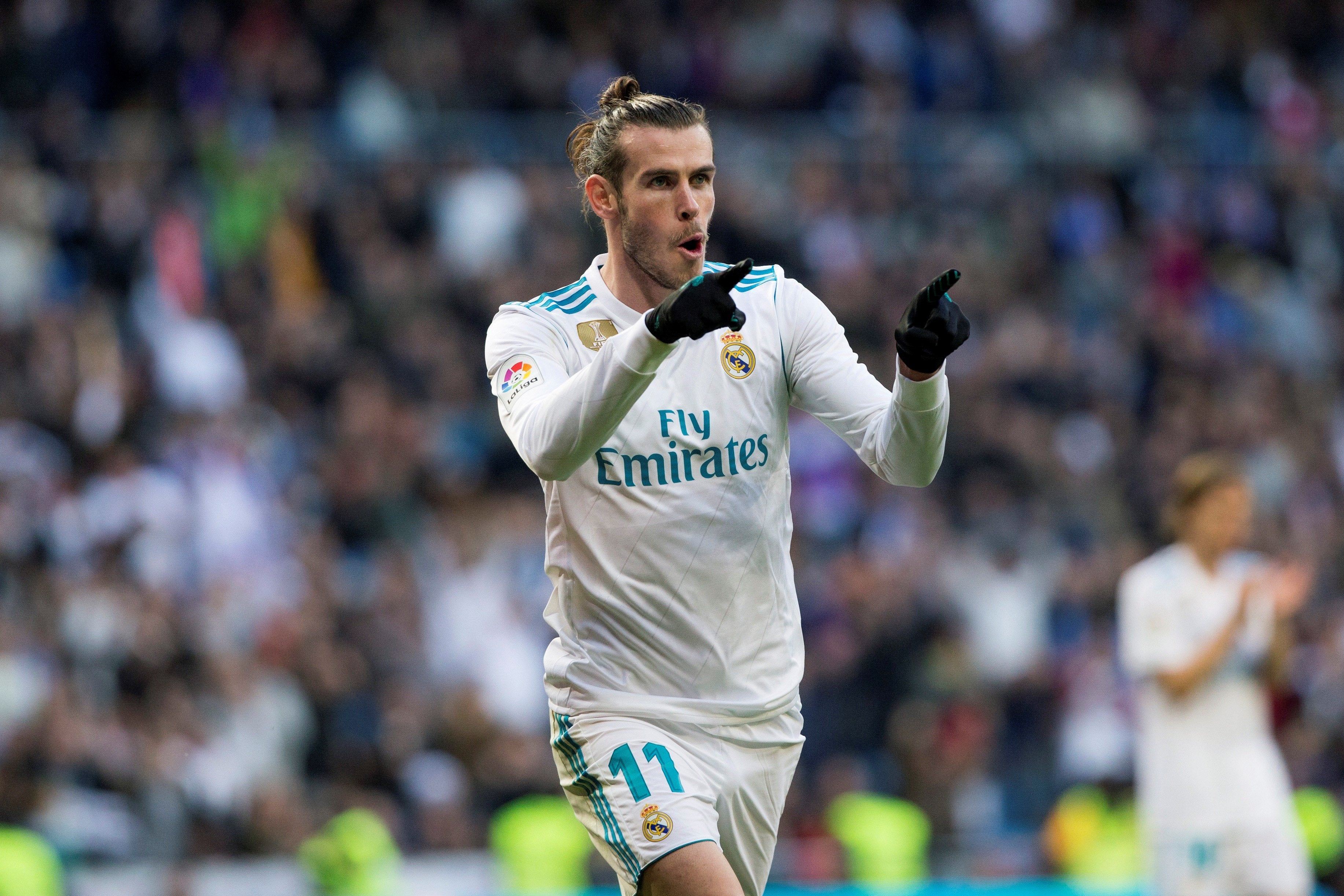 Bale, al ser preguntado por el PSG: "No veo mucho fútbol. Para ser sincero, prefiero ver golf en mi tiempo libre" Bale, al ser preguntado por el PSG: "No veo mucho fútbol. Para ser sincero, prefiero ver golf en mi tiempo libre"