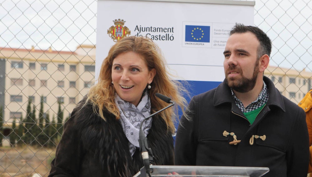Imagen de archivo: la alcaldesa de Castellón, Amparo Marco, junto al concejal de urbanismo, Rafa Simó. 