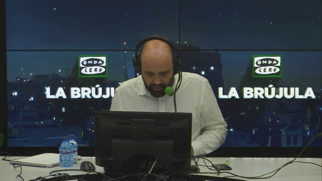 David del Cura: "A la espera de la investidura: Llarena 2-0 Puigdemont" David del Cura: "A la espera de la investidura: Llarena 2-0 Puigdemont"