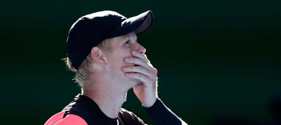 Kyle Edmund espera la revisión del punto ganador ante Dimitrov Kyle Edmund espera la revisión del punto ganador ante Dimitrov