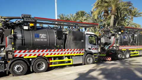 Nuevos camiones de limpieza de alcantarillas de la empresa mixta Aigüs d'Elx Nuevos camiones de limpieza de alcantarillas de la empresa mixta Aigüs d'Elx