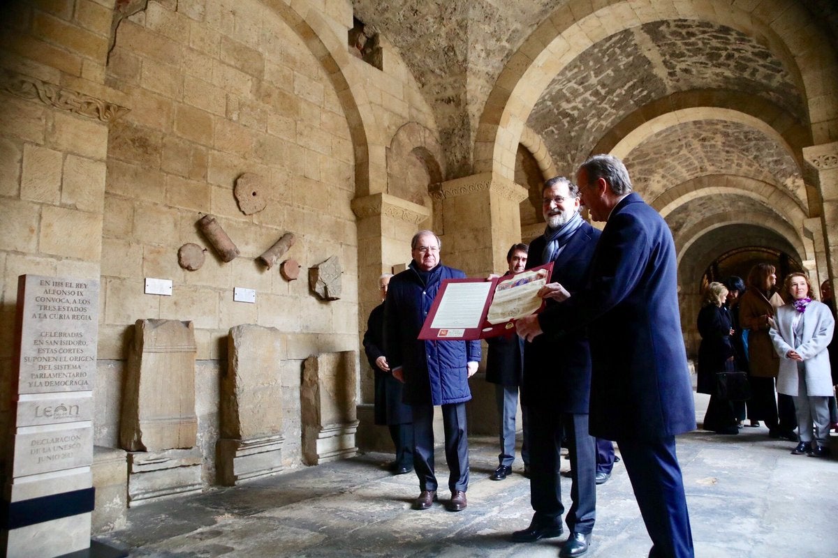 Herrera le pide a Rajoy que no se olvide de la Ciuden Herrera le pide a Rajoy que no se olvide de la Ciuden