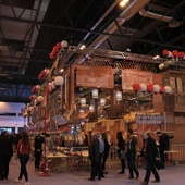 FITUR FITUR