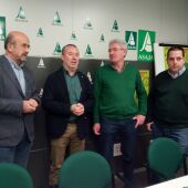 El presidente de ASAJA en Castilla y León y los representantes del sindicato agrario en Segovia