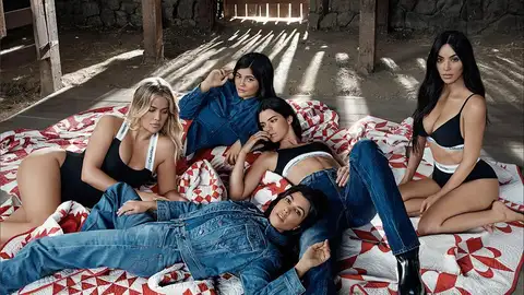 Las hermanas Kardashian para Calvin Klein Las hermanas Kardashian para Calvin Klein
