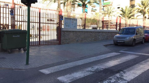 Acceso principal al colegio Jaume I de Elche