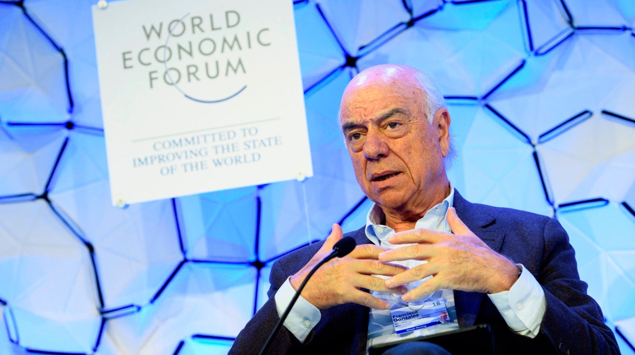 Francisco González (BBVA): "Nadie cree que Cataluña vaya a ser independiente" Francisco González (BBVA): "Nadie cree que Cataluña vaya a ser independiente"