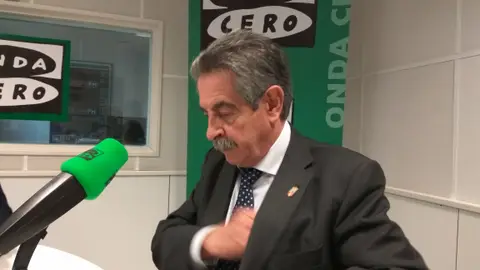 Miguel Ángel Revilla en Onda Cero En 'Cantabria en la Onda'