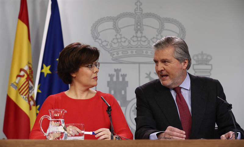El Gobierno recurre ante el TC tanto la candidatura de Puigdemont como el pleno de investidura El Gobierno recurre ante el TC tanto la candidatura de Puigdemont como el pleno de investidura