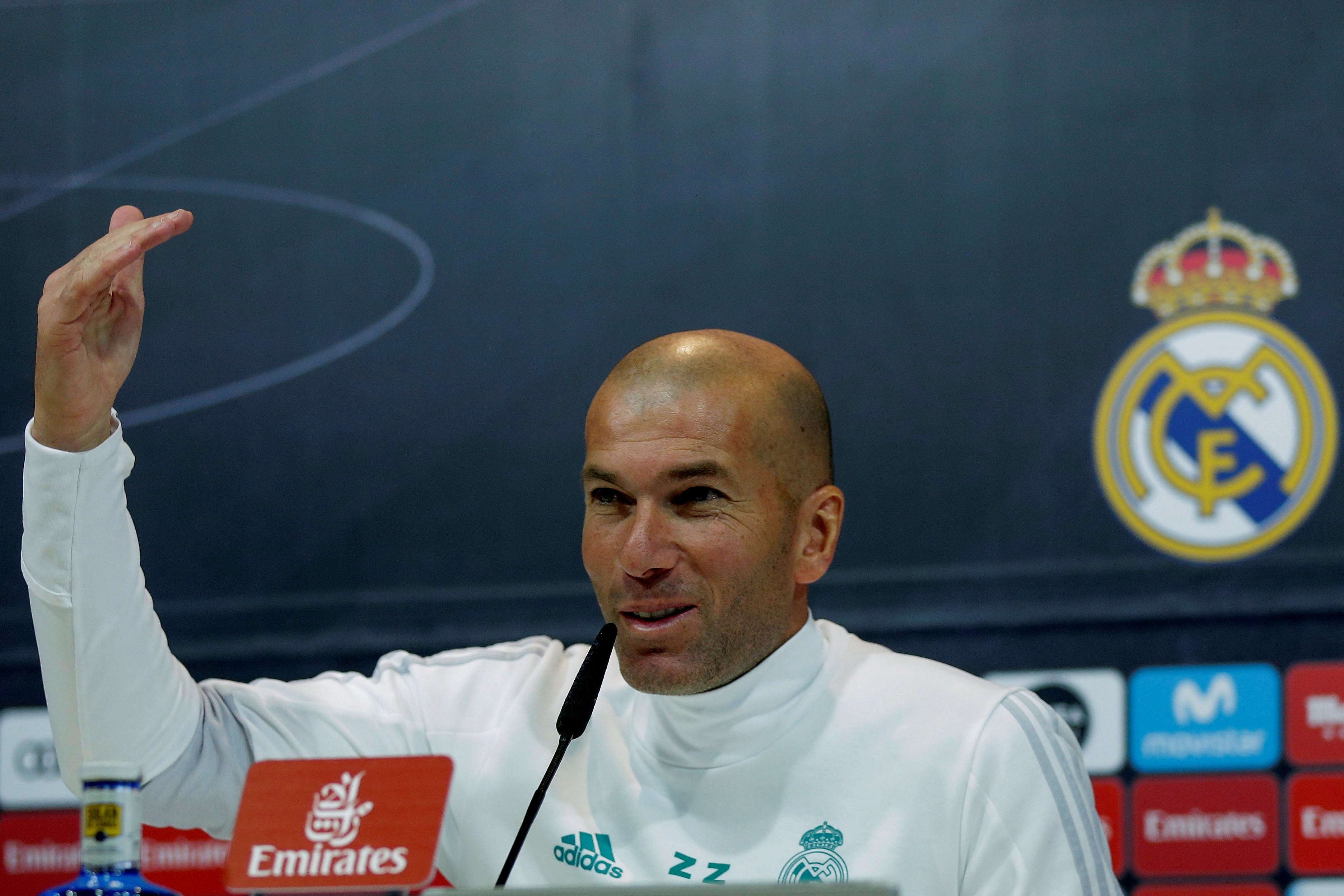 Zidane: "Soy el único aquí que ve cosas positivas y no lo digo solo para protegerme" Zidane: "Soy el único aquí que ve cosas positivas y no lo digo solo para protegerme"