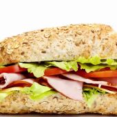Los sándwiches contaminan igual que los coches según un estudio