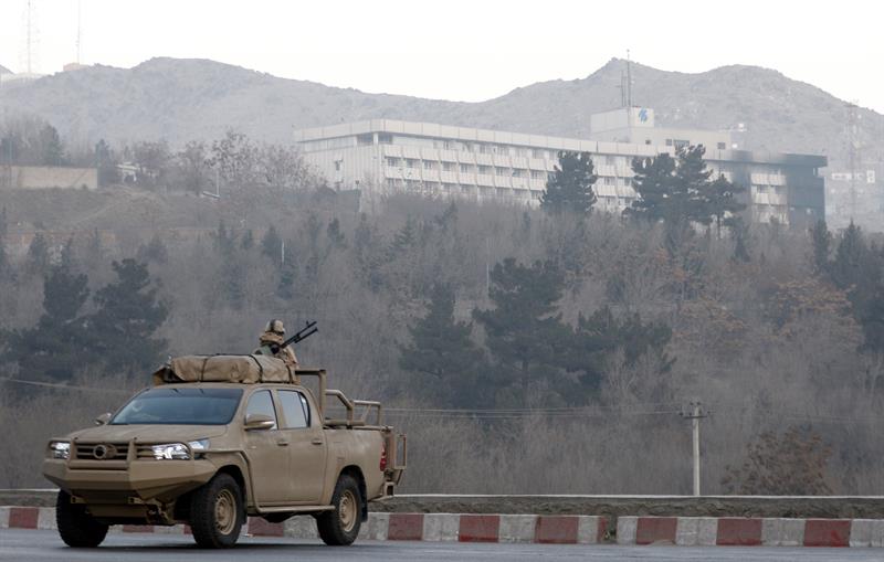 Un atentado en el centro de Kabul deja al menos 103 muertos y más de 200 heridos Un atentado en el centro de Kabul deja al menos 103 muertos y más de 200 heridos