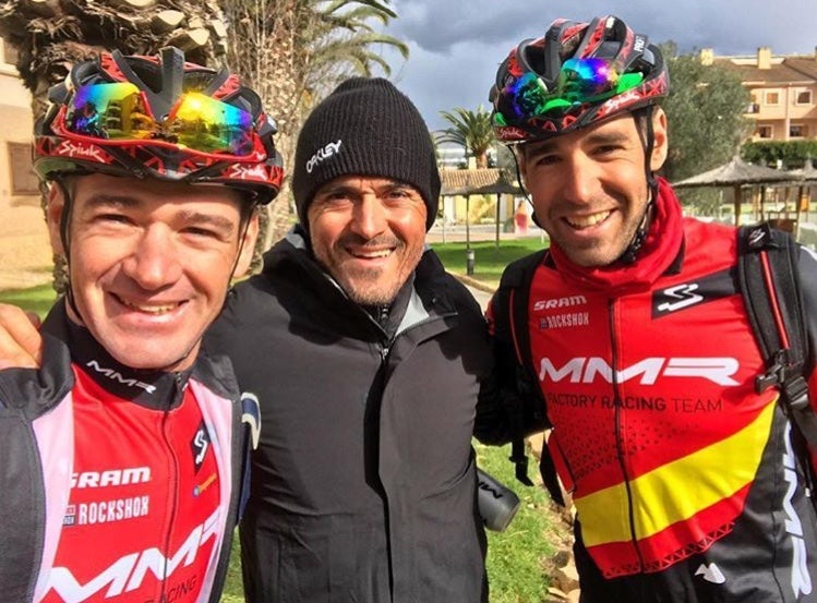 David Valero sufre una caída en la Costa Blanca Bike Race y se rompe la clavícula David Valero sufre una caída en la Costa Blanca Bike Race y se rompe la clavícula