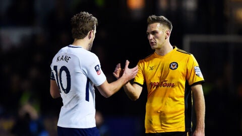 Tottenham y Newport firman tablas