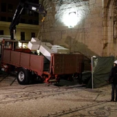 Retiran la Cruz franquista de los Caídos de Callosa de Segura Retiran la Cruz franquista de los Caídos de Callosa de Segura