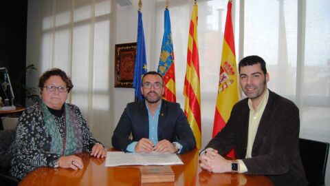 El conveni destaca el treball d&acute;Afervil per prevenir i sensibilitzar d&acute;aquesta malaltia per millorar les condicions de vida de les persones amb fibromialgia. 