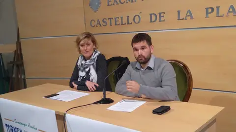 Los concejales responsables del proyecto durante su presentación. TORNEM AL CASTELL