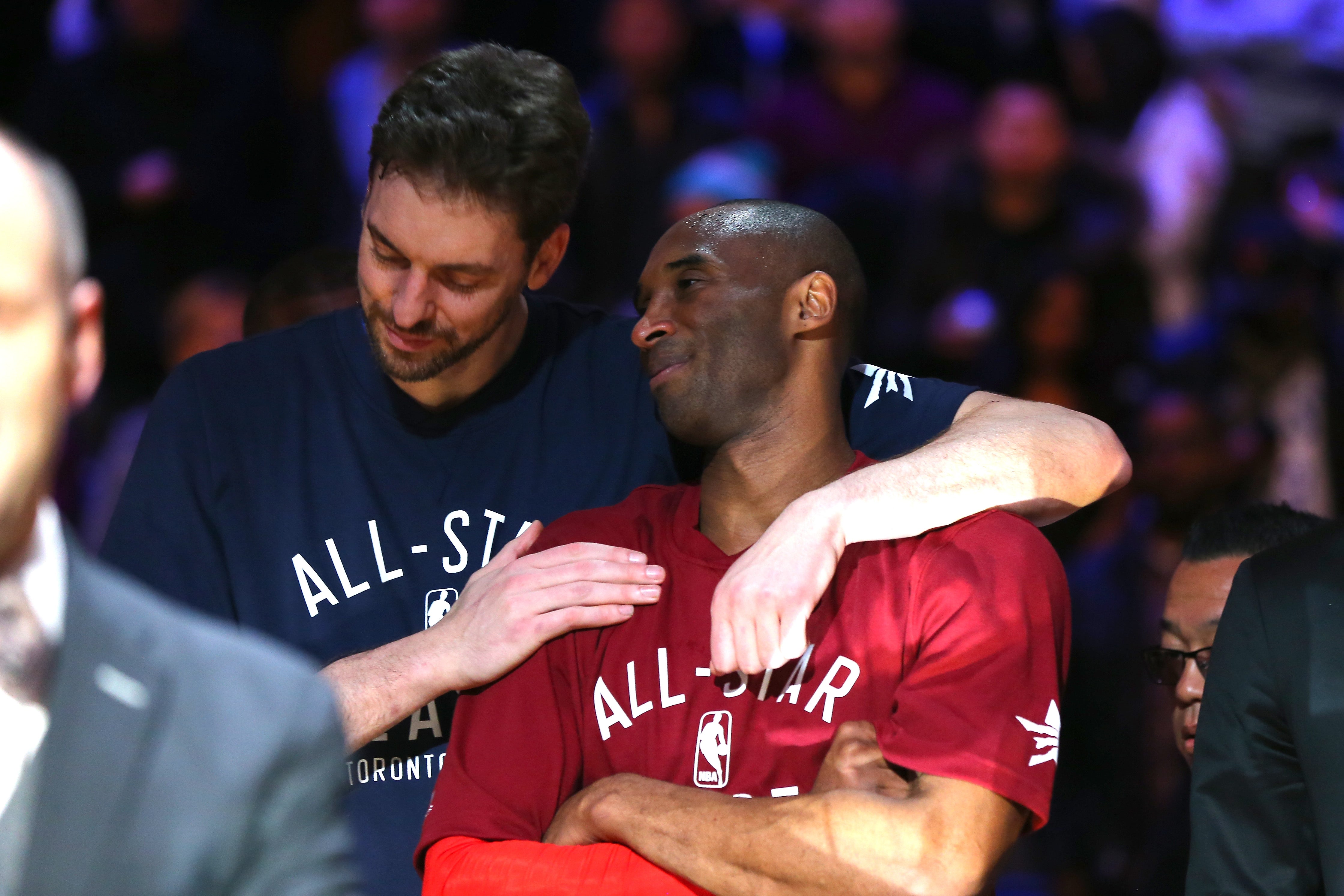 Kobe Bryant: "No hay debate: Pau Gasol tendrá su número 16 retirado por los Lakers" Kobe Bryant: "No hay debate: Pau Gasol tendrá su número 16 retirado por los Lakers"