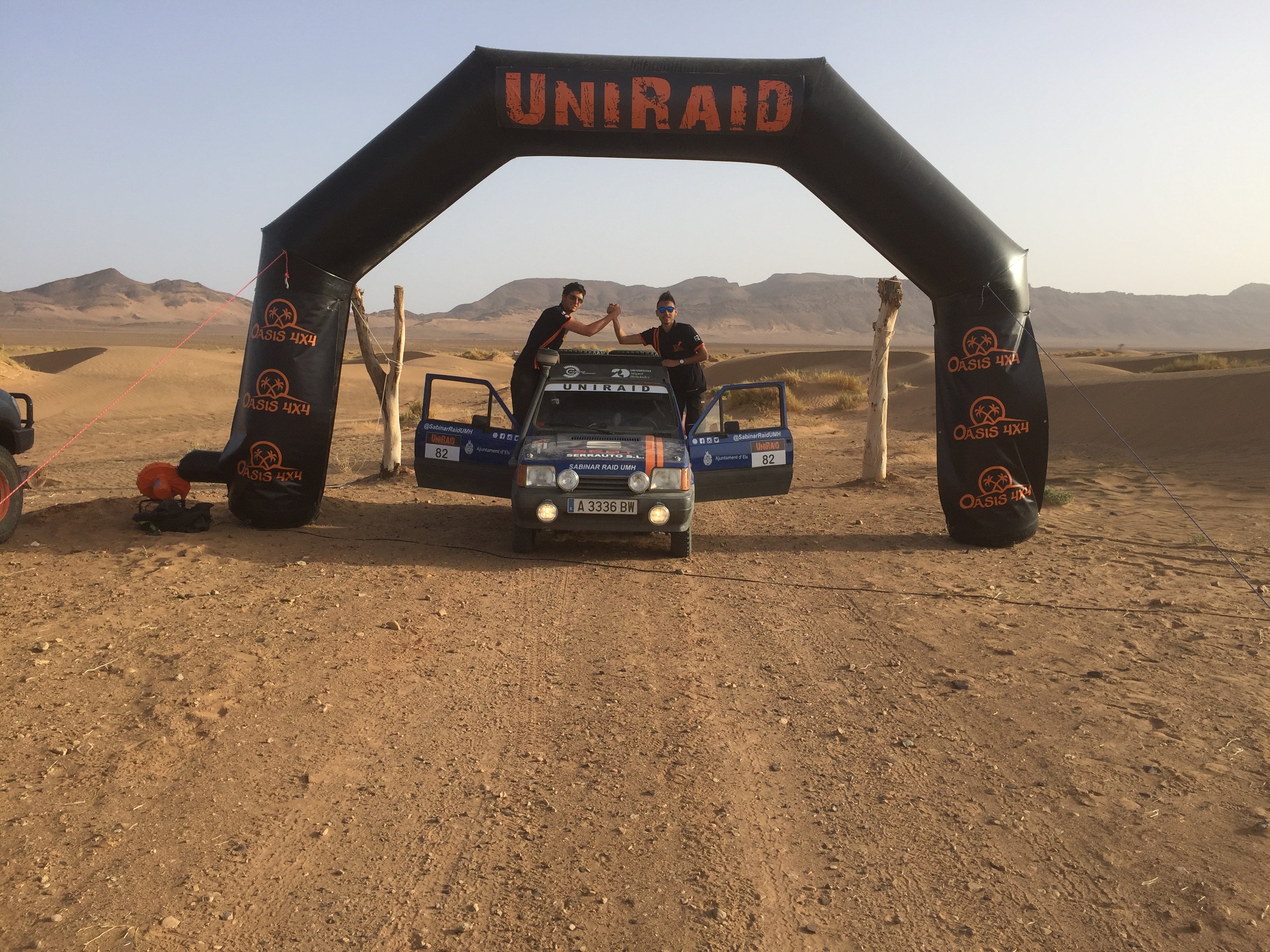 Estudiantes de la UMH ultiman su participación en el rally solidario ‘UniRaid’ por el desierto de Marruecos Estudiantes de la UMH ultiman su participación en el rally solidario ‘UniRaid’ por el desierto de Marruecos