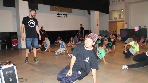 Clase magistral de break dance en el I MasterBreak Kids and Junior 