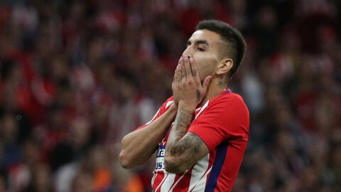 Correa se lamenta en un partido