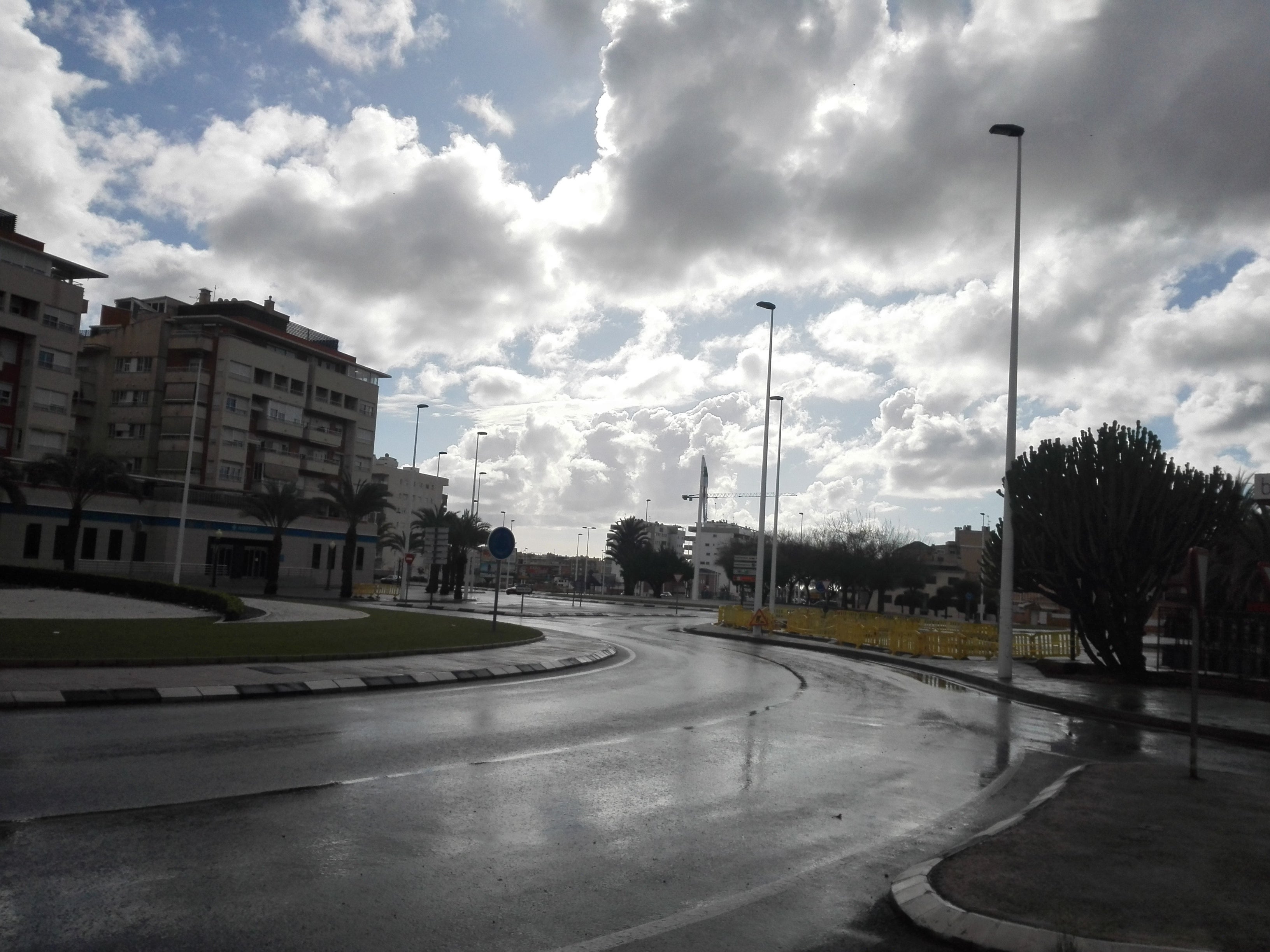 El cielo continuará nuboso en Península y Baleares El cielo continuará nuboso en Península y Baleares