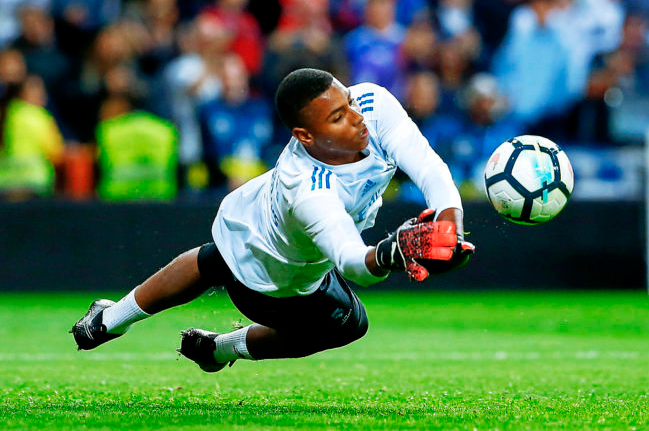 Sergio Santomé: "Moha Ramos es muy alto y ágil, va a llegar seguro al primer equipo del Real Madrid" Sergio Santomé: "Moha Ramos es muy alto y ágil, va a llegar seguro al primer equipo del Real Madrid"