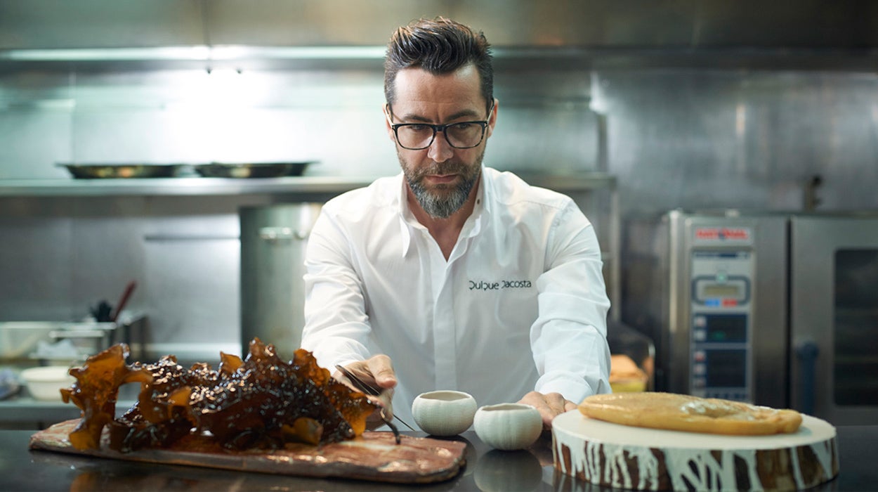 Quique Dacosta: "Que hoy haya hambre en el mundo es la vergüenza de nuestro tiempo" Quique Dacosta: "Que hoy haya hambre en el mundo es la vergüenza de nuestro tiempo"