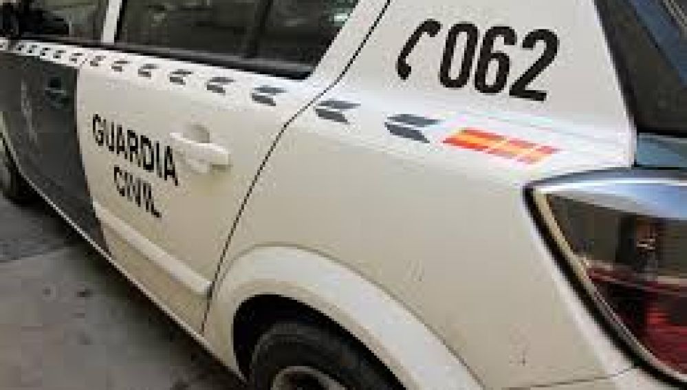 Borrosa - No usar - coche guardia civil