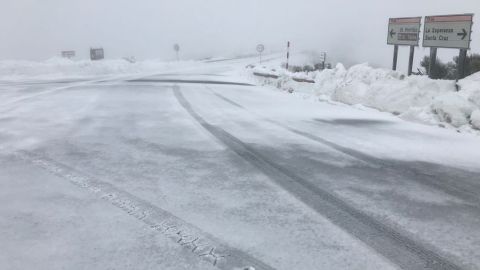 Carreteras de acceso al Teide nevadas en Febrero de 2018