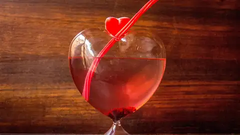 Cócteles divertidos para San Valentín. En Museo Chicote, en madrid.