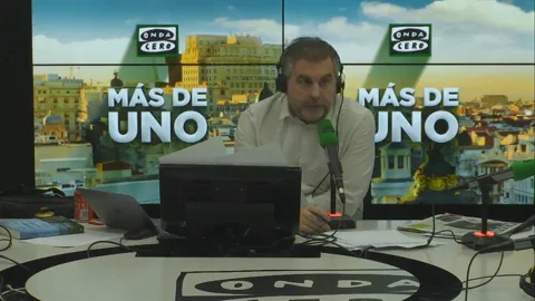 Monólogo de Alsina: "Iglesias y Rivera se han disfrazado de socios para una reforma electoral en la que ni siquiera ellos están de acuerdo" Monólogo de Alsina: "Iglesias y Rivera se han disfrazado de socios para una reforma electoral en la que ni siquiera ellos están de acuerdo"