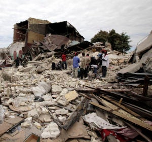 Viviendas destruidas en Haití tras el terremoto de 2010 Viviendas destruidas en Haití tras el terremoto de 2010