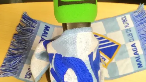 micro málaga onda cero bufanda olé