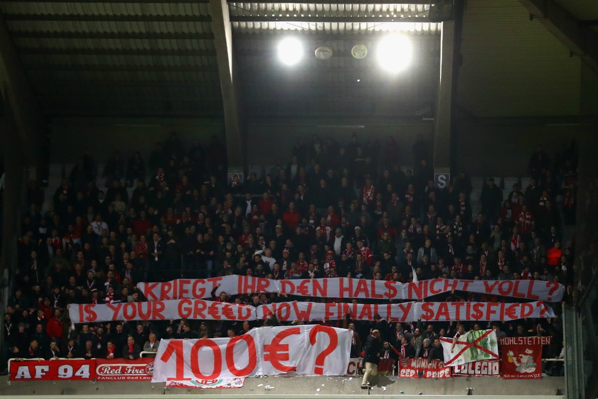 El Anderlecht deberá pagar 30 euros a cada aficionado del Bayern por los desorbitados precios de las entradas de Champions El Anderlecht deberá pagar 30 euros a cada aficionado del Bayern por los desorbitados precios de las entradas de Champions