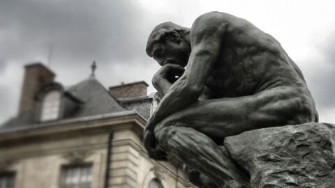 El Pensador de Rodin es una de las representaciones m&aacute;s populares de la reflexi&oacute;n_643x397