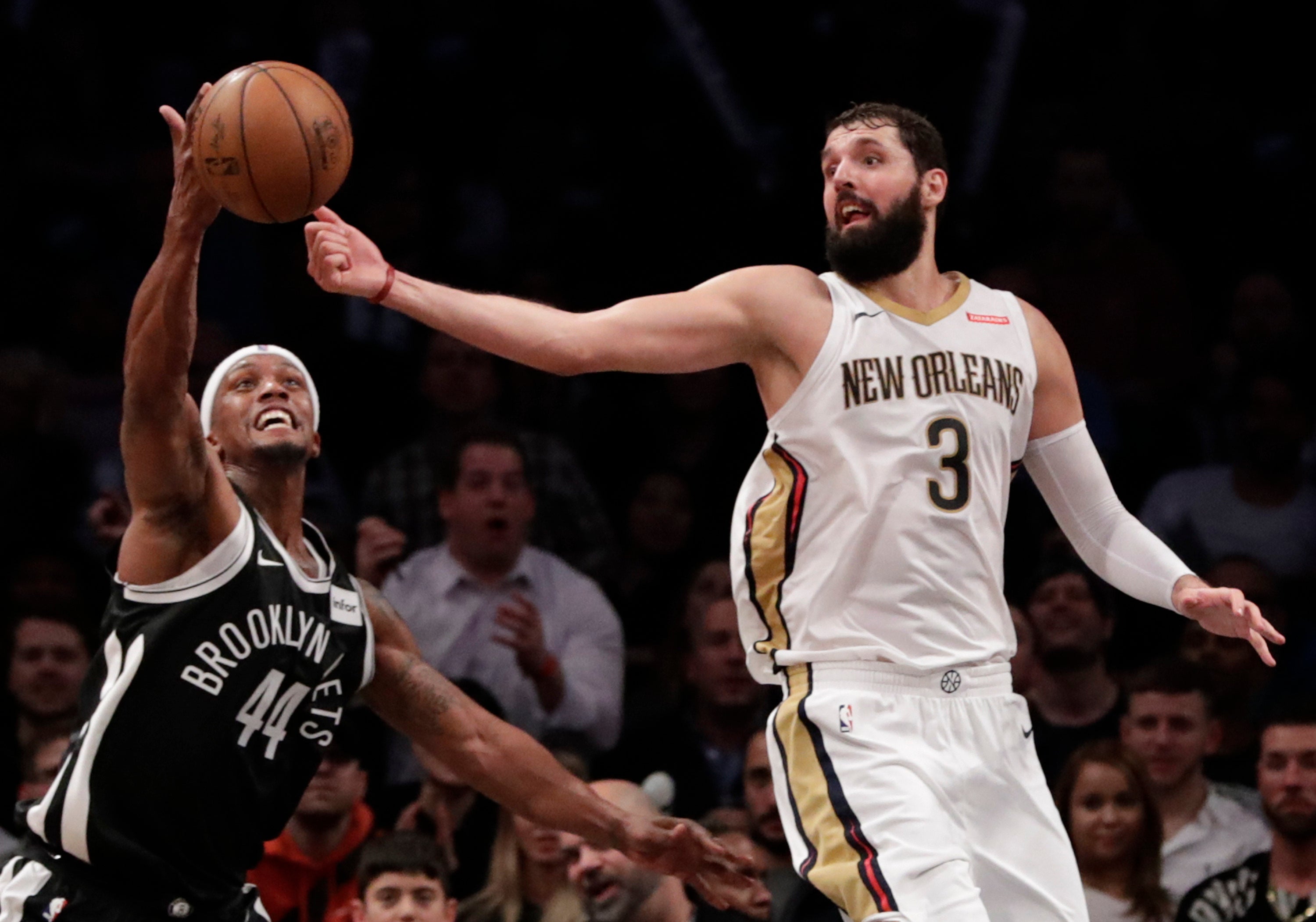 Mirotic saborea su primer triunfo con los Pelicans Mirotic saborea su primer triunfo con los Pelicans