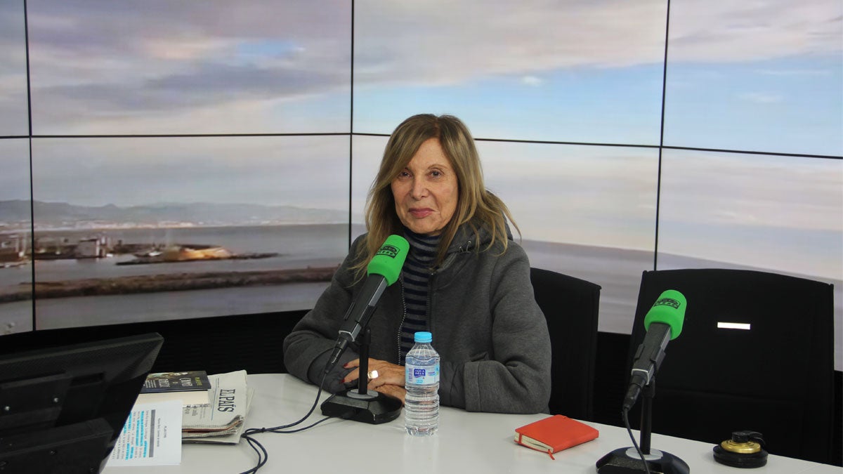 Pilar Eyre: "La relación entre Alfonso XIII y Carmen Ruíz Moragas se convirtió en un gran amor" Pilar Eyre: "La relación entre Alfonso XIII y Carmen Ruíz Moragas se convirtió en un gran amor"