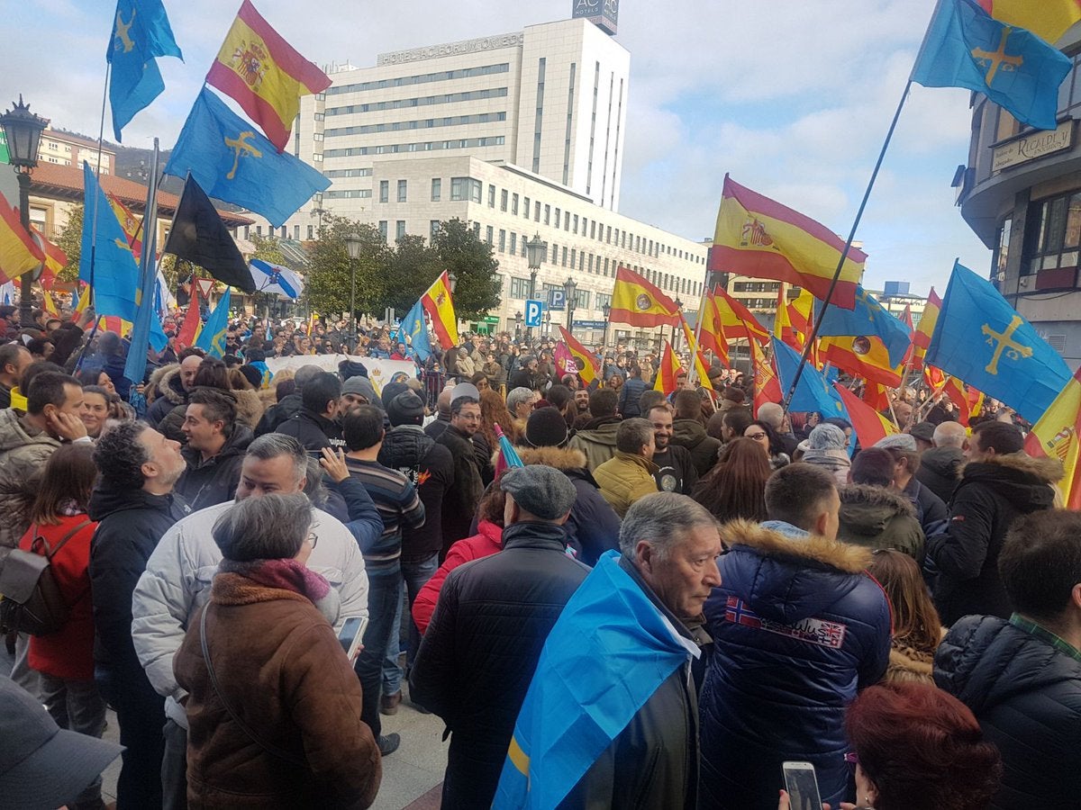 Gijón en la Onda 12/02/2018 con Ana Fierro Gijón en la Onda 12/02/2018 con Ana Fierro