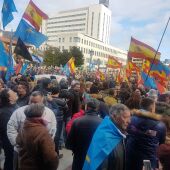 Policías y guardia civiles reclaman en Oviedo la equiparación salarial